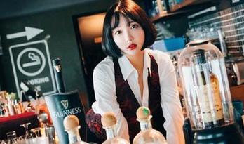 Son Ye Eun的高清COS大拜访，Loozy夏日大篷车的神奇之旅！